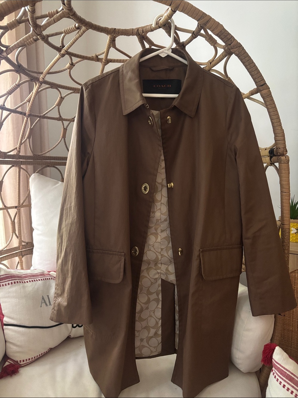 Coach vintage trench coat (like new)
